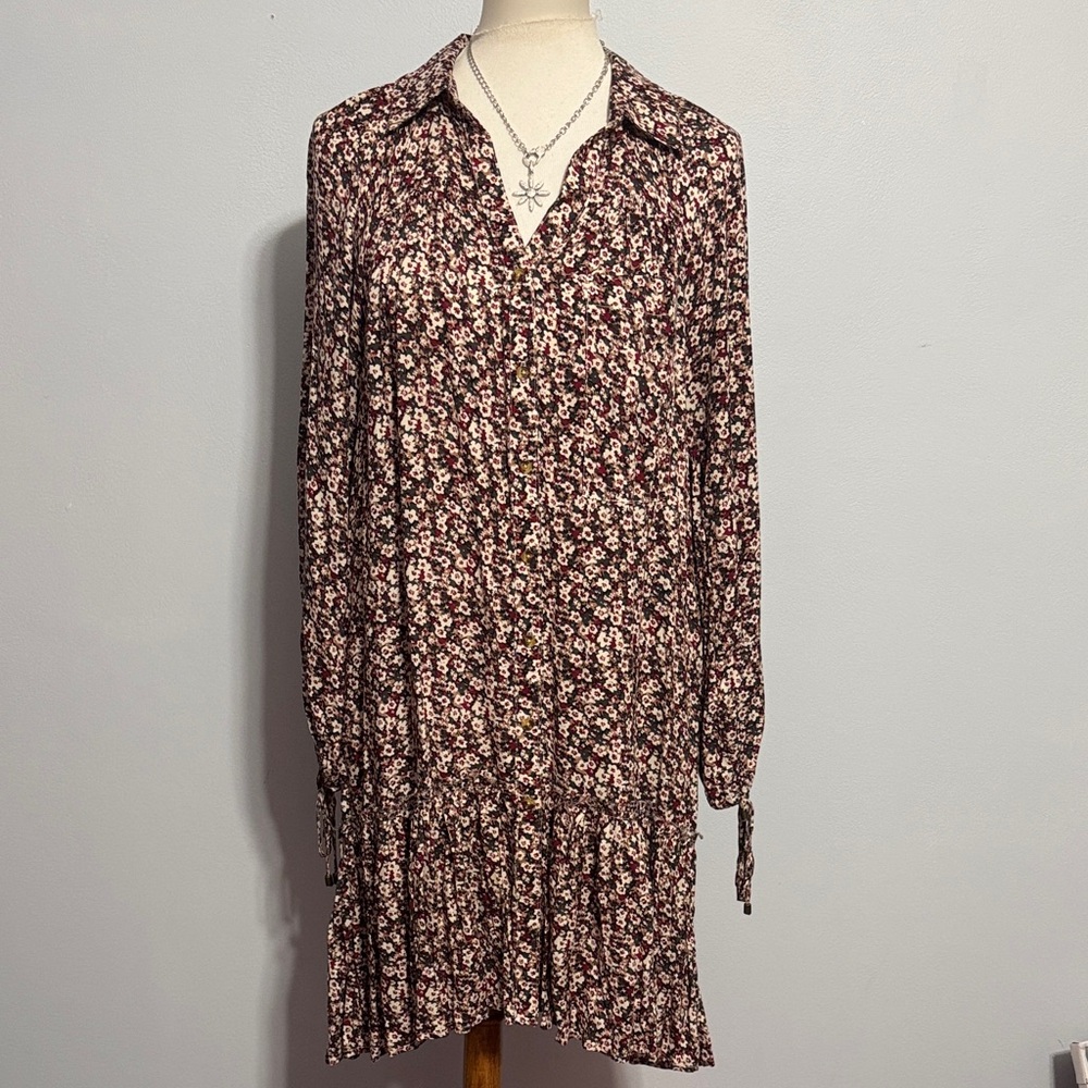 easel Burgundy Floral Button-Front Long-Sleeve Dress